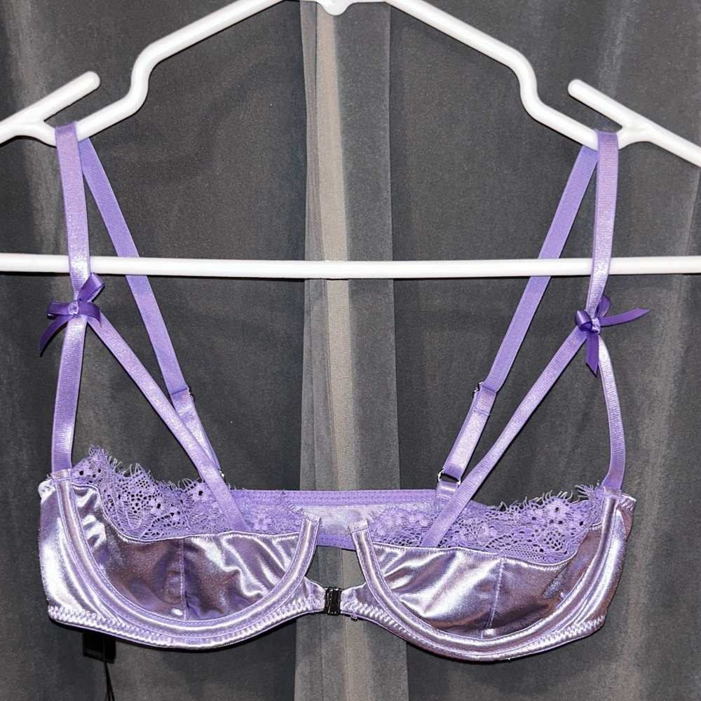 DOLLSKILL X POSTER GIRL COLLAB LAVENDER SATIN&LACE BRA (BNWT) (XS)